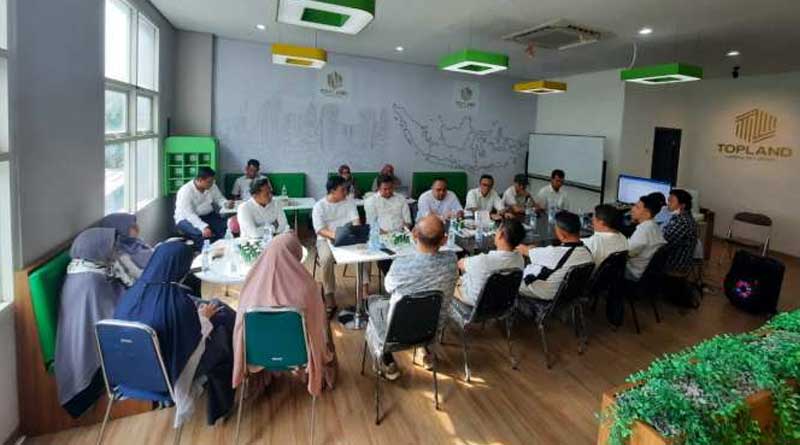 Rapat Koordinasi, pembentukan kepengurusan DPW Jateng Assosiasi IUMKM Indonesia Aku Mandiri di Kawasan Kampus Unnes Semarang
