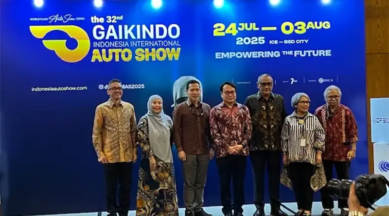 UMKM Bertahan di Tengah Badai, Didukung Kendaraan Listrik DFSK di GIIAS 2025